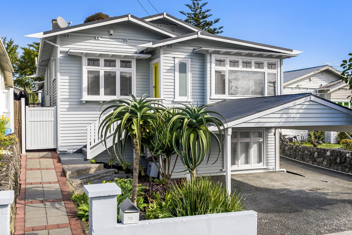 118 Shackleton Road, Mount Eden, Auckland - Carousel 1