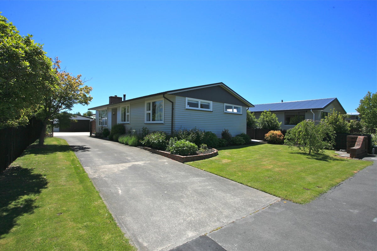 25 Rollesby Street, Hoon Hay, Christchurch - Carousel 2