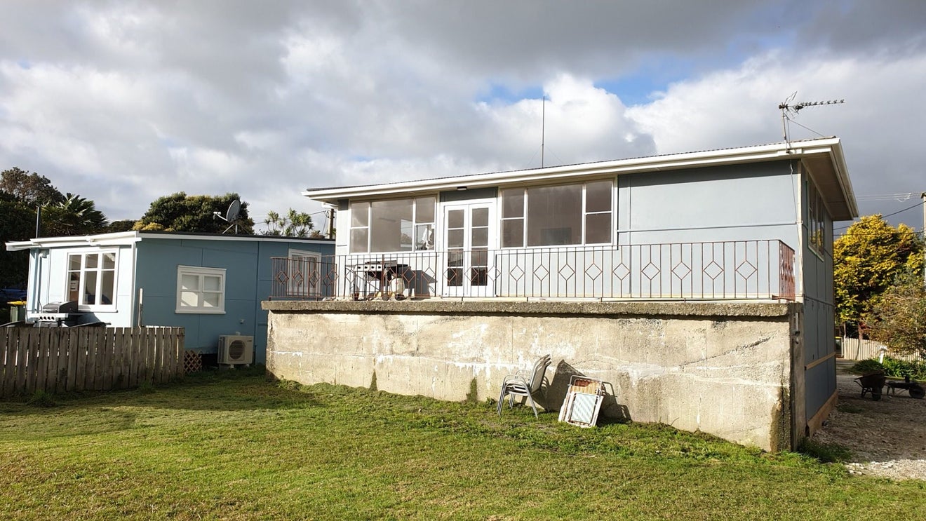 15 James Mcleod Road, Helensville - Carousel 2