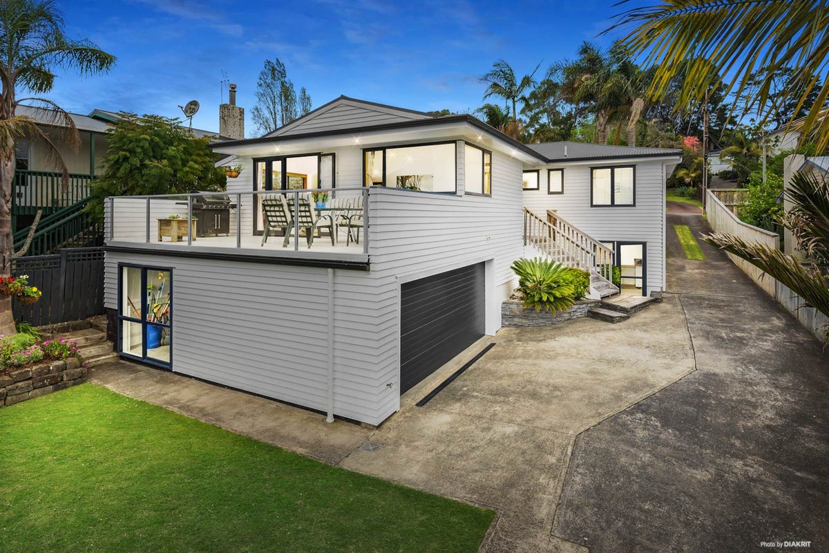 1/19 Alexander Avenue, Torbay, Auckland - Carousel 1