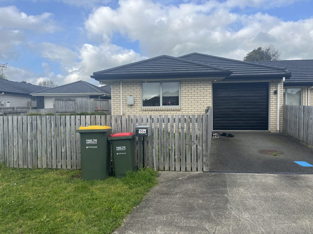 2/10 Mistry Place, Harrowfield, Hamilton - Carousel 1