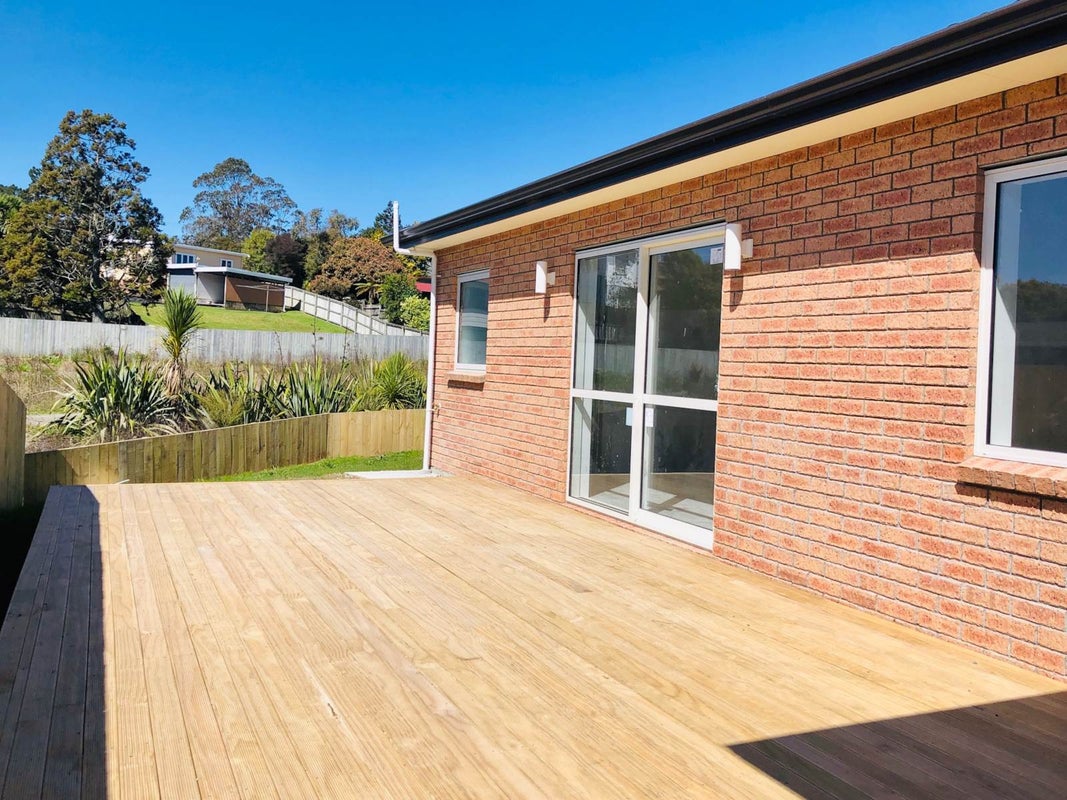 6 Han Court, Glen Eden, Auckland - Carousel 2