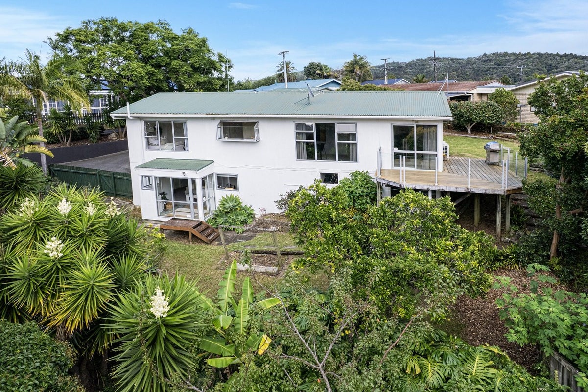 25 Wolfe Street, Regent, Whangarei - Carousel 1
