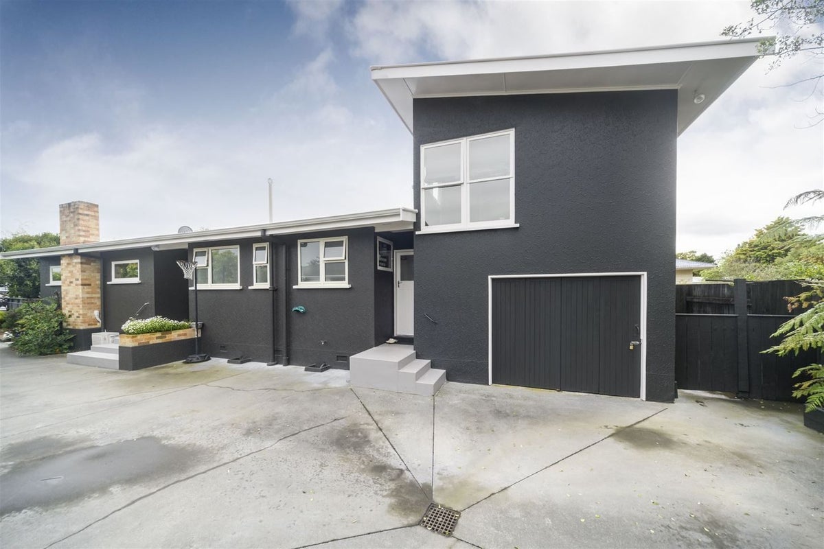 29 Sheffield Street, Awapuni, Palmerston North - Carousel 2
