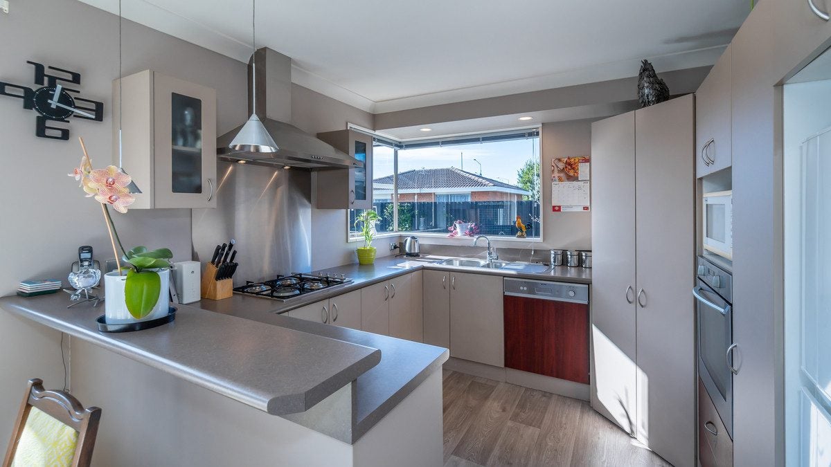 102A Prestons Road, Redwood, Christchurch - Carousel 2