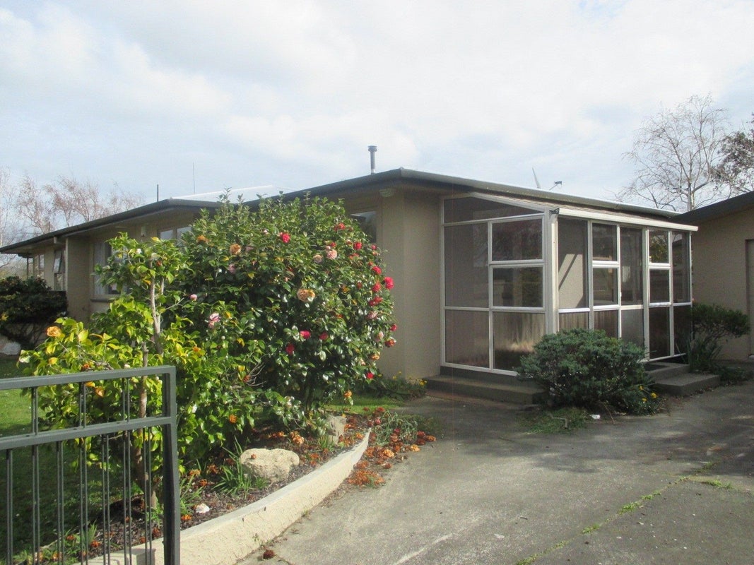 1 Luton Street, Hokowhitu, Palmerston North - Carousel 1