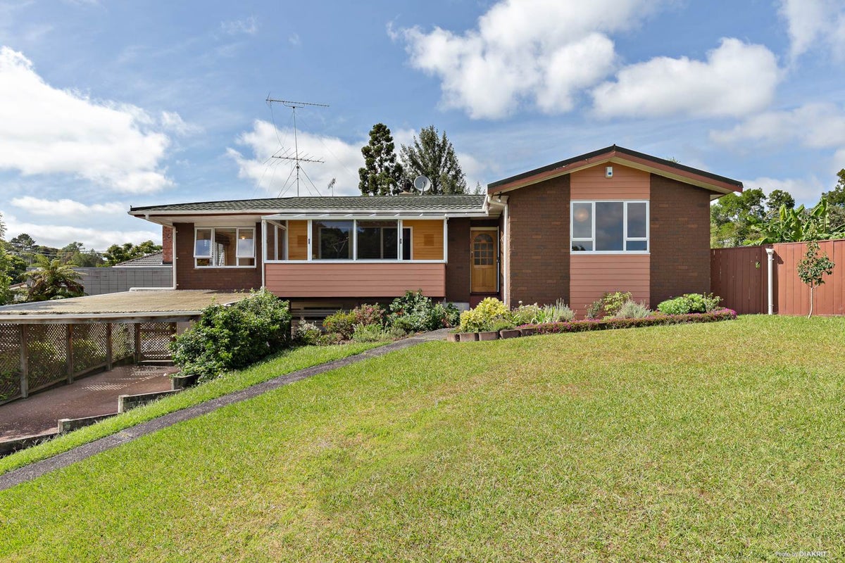 93 Eskdale Road, Birkdale, Auckland - Carousel 1