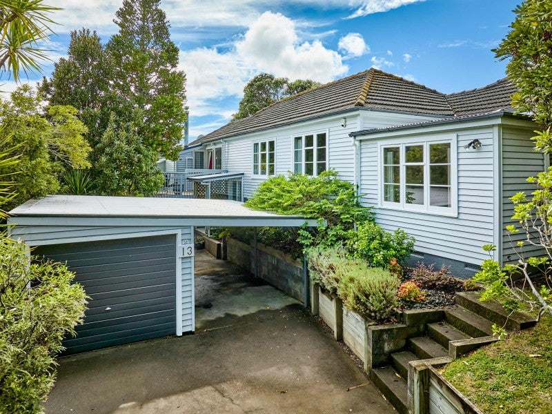 13 Warwick Street, Wilton, Wellington - Carousel 1