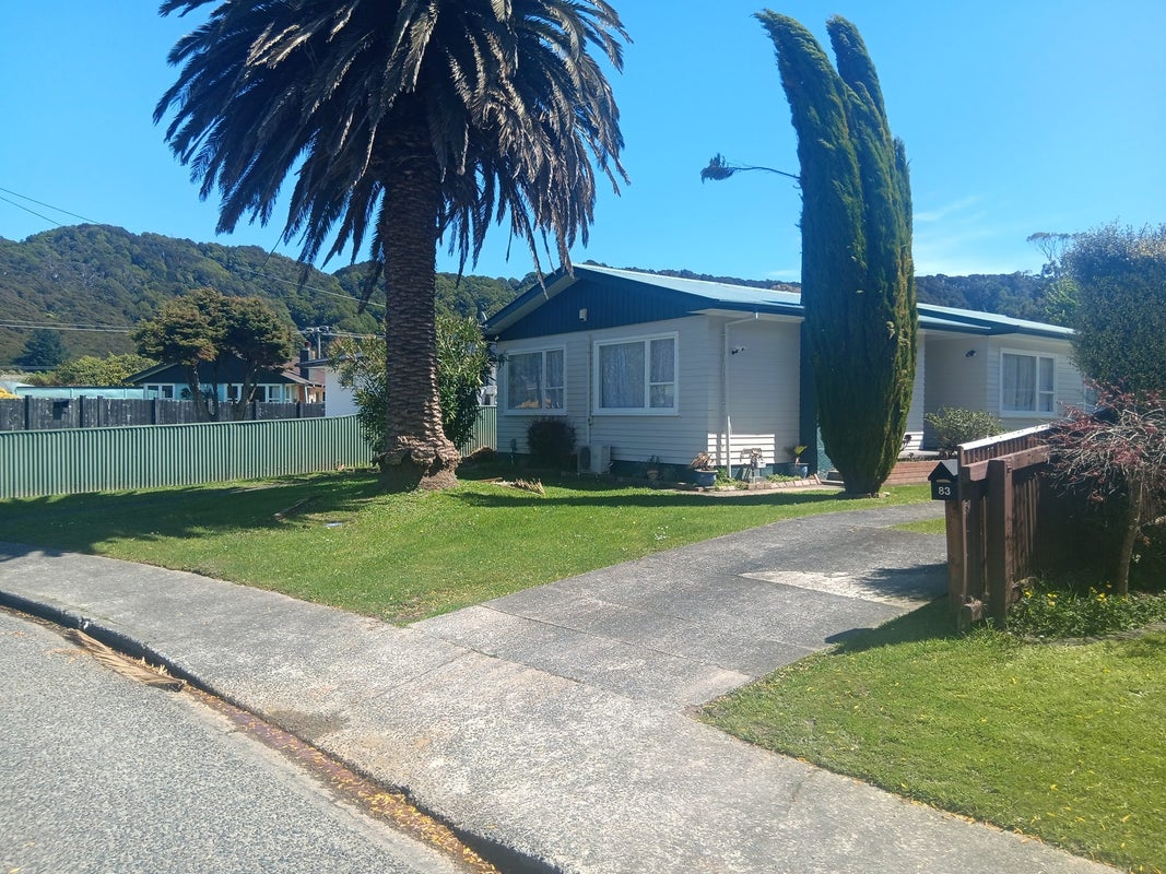 83 Karamu Crescent, Wainuiomata, Lower Hutt - Carousel 1