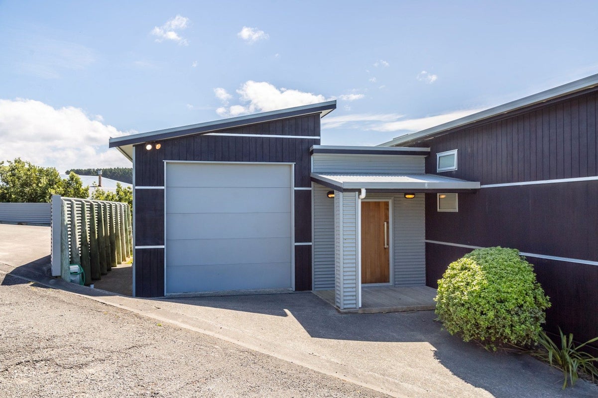 51 Balfour Crescent, Castlepoint, Tinui - Carousel 50