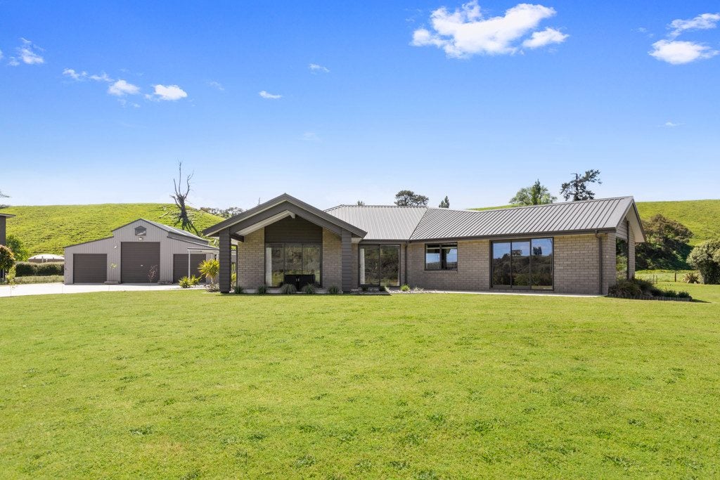 321 Horahora Road, Tirau - Carousel 1