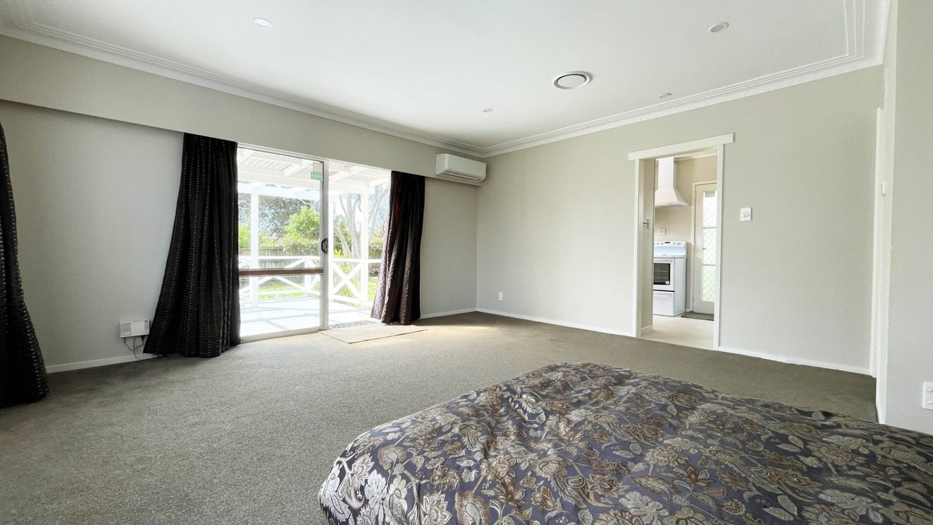 2/39 Union Road, Howick, Auckland - Carousel 2