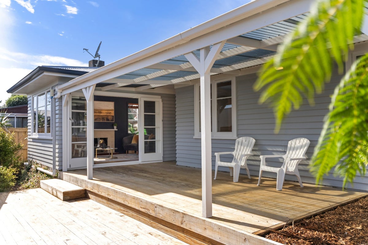 1/23 Wairau Avenue, Avondale, Auckland - Carousel 1