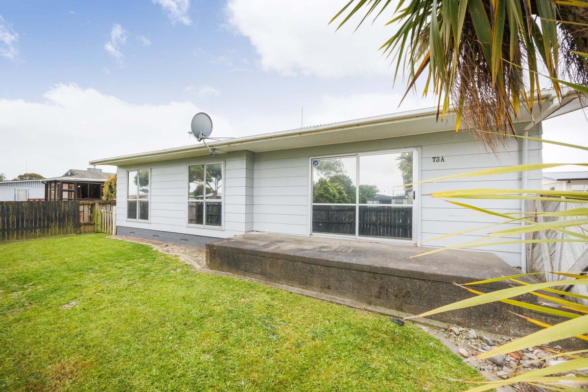 73A Kaimanawa Street, Kelvin Grove, Palmerston North - Carousel 1