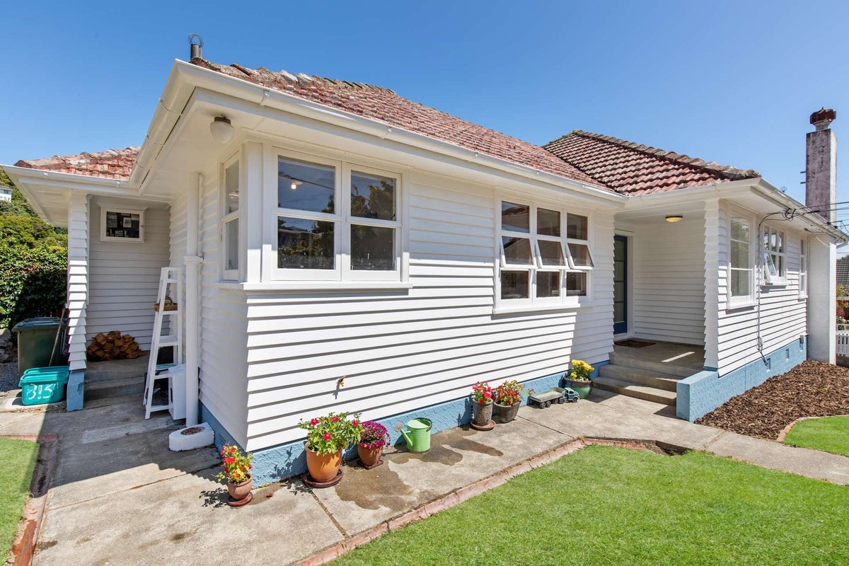 26 Tilbury Street, Fairfield, Lower Hutt - Carousel 2
