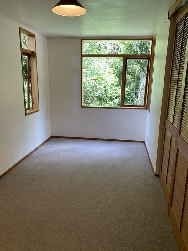 44 Island Bay Road, Beach Haven, Auckland - Carousel 2