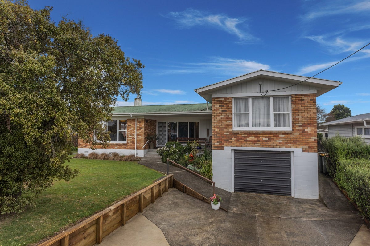 146 James Street, Whakatane, Whakatane - Carousel 1