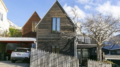 92 Majoribanks Street, Mount Victoria, Wellington - Carousel 1