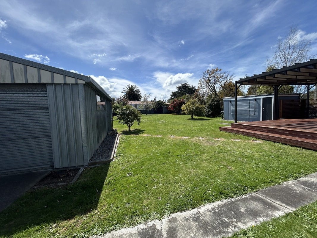 15 Surrey Street, Solway, Masterton - Carousel 17