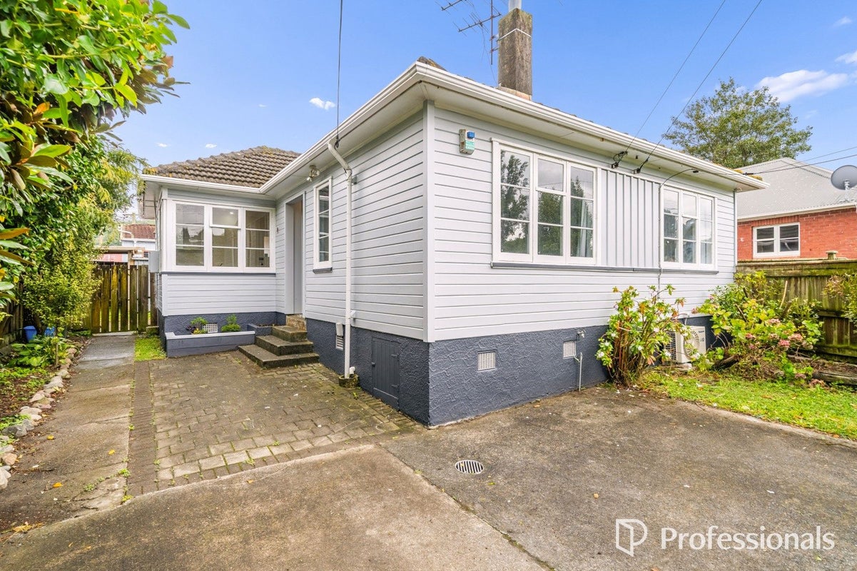 45A Molesworth Street, Taita, Lower Hutt - Carousel 17