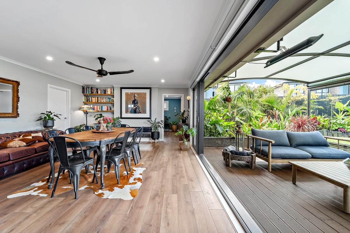 39 Surf View Crescent, Red Beach, Red Beach - Carousel 2