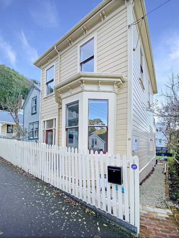 16 Saint Mary Street, Thorndon, Wellington - Carousel 20
