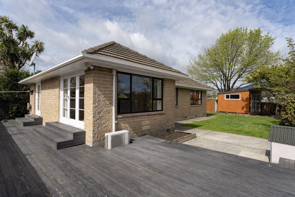 6 Leistrella Road, Hoon Hay, Christchurch - Carousel 1