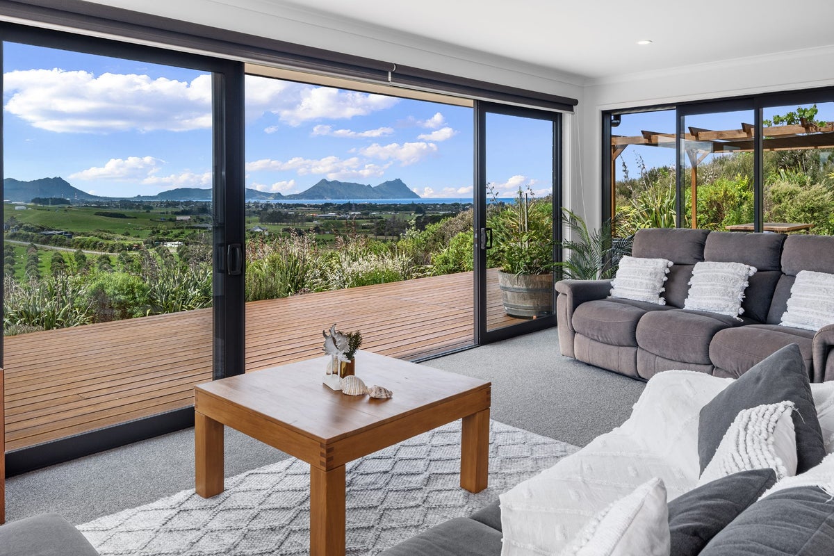 57 Pheasant Lane, Whangarei - Carousel 2