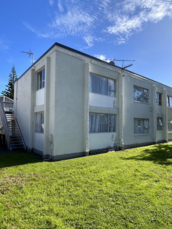 4/19 Tama Street, Alicetown, Lower Hutt - Carousel 2