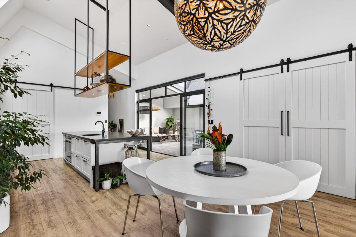 1/3 Mahia Street, Ahuriri, Napier - Carousel 1
