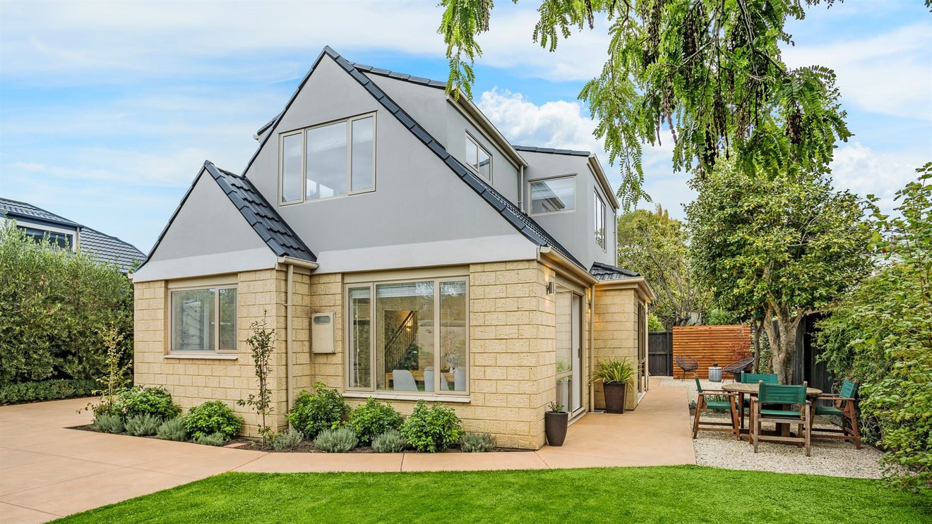 30 Centaurus Road, Cashmere, Christchurch - Carousel 1