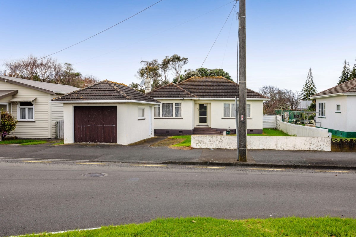 131 Alma Road, Gonville, Whanganui - Carousel 2