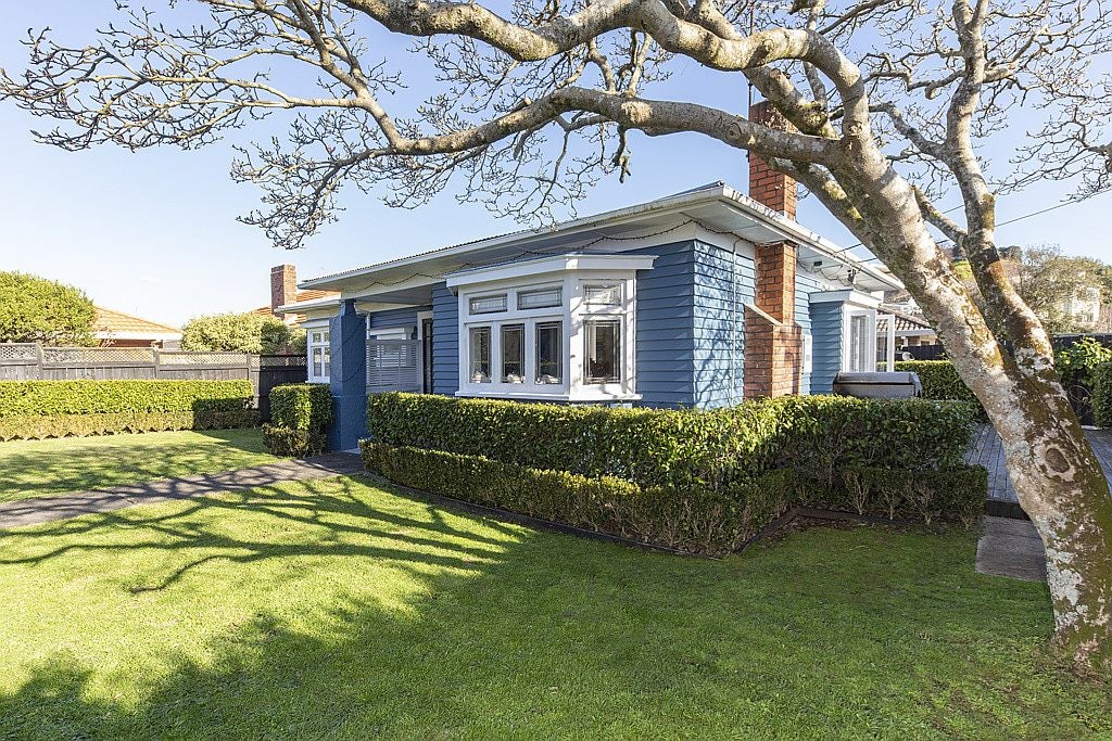 941 Mount Eden Road, Three Kings, Auckland - Carousel 2