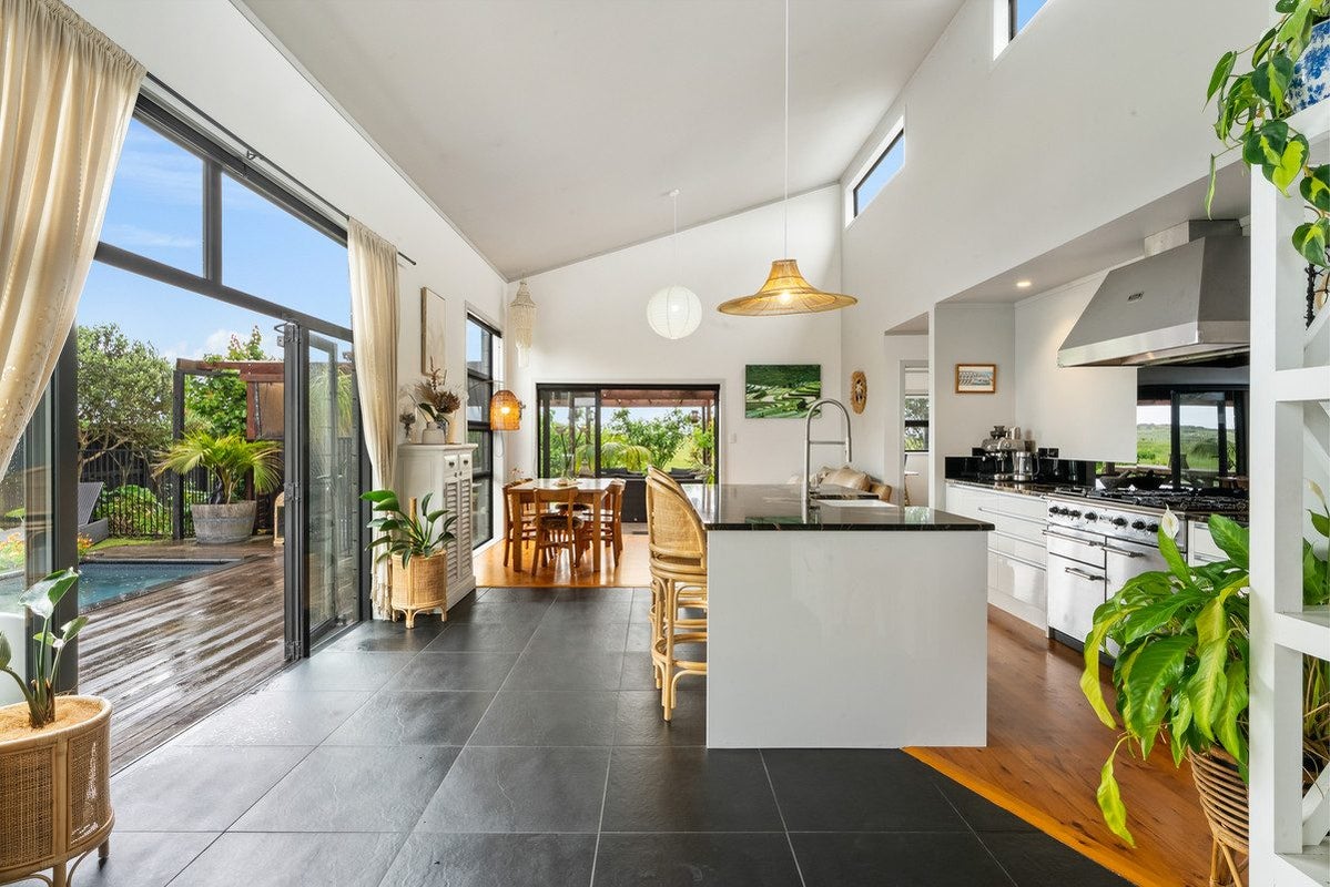 41 Coral Drive, Papamoa Beach, Papamoa - Carousel 1