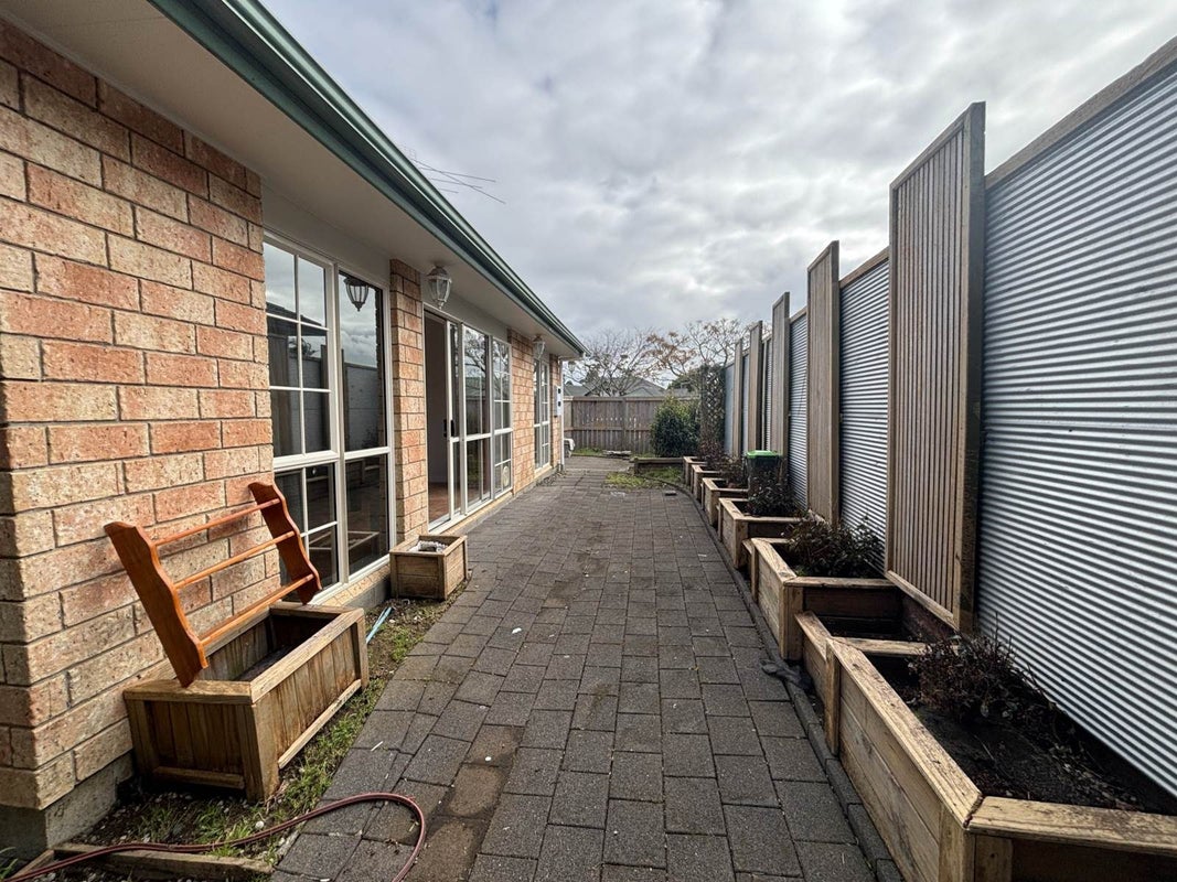 1/16 Glanworth Place, Dannemora, Auckland - Carousel 10