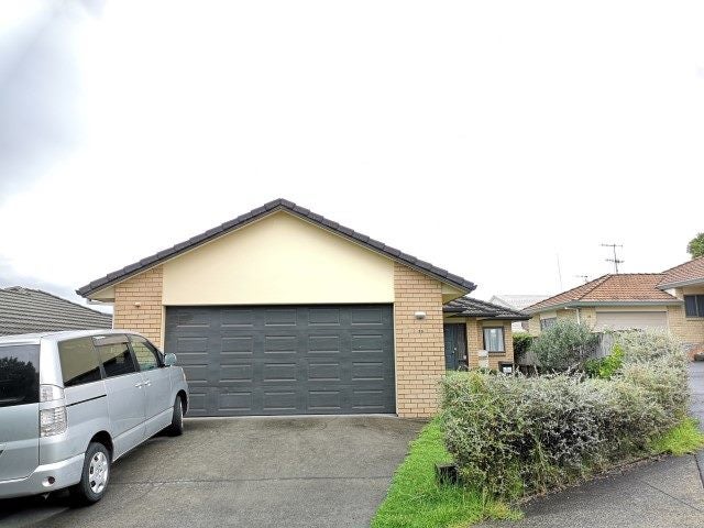 50 Robins Road, Judea, Tauranga - Carousel 2