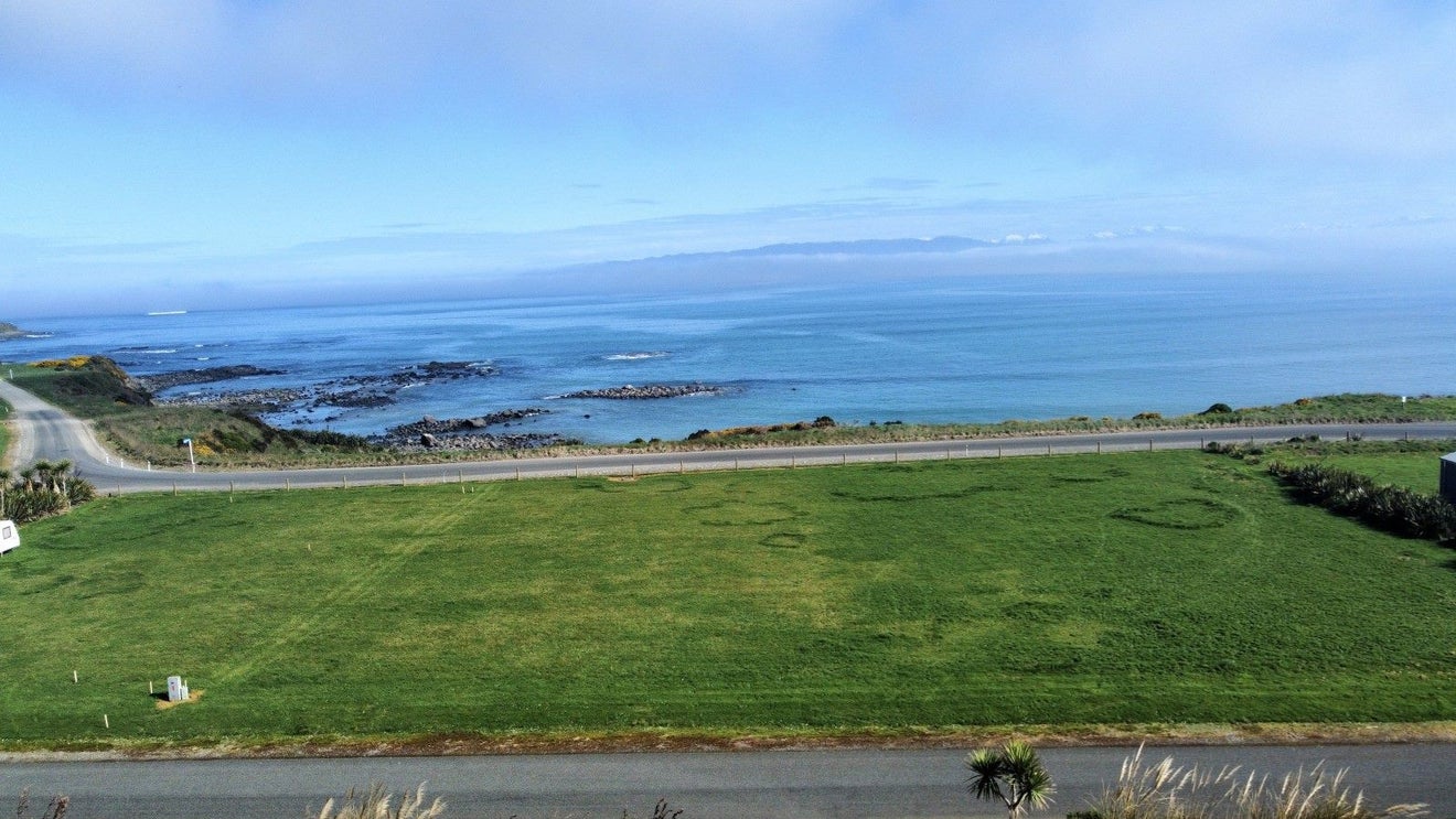 7 Tamatea Street, Pahia, Riverton/Aparima - Carousel 2