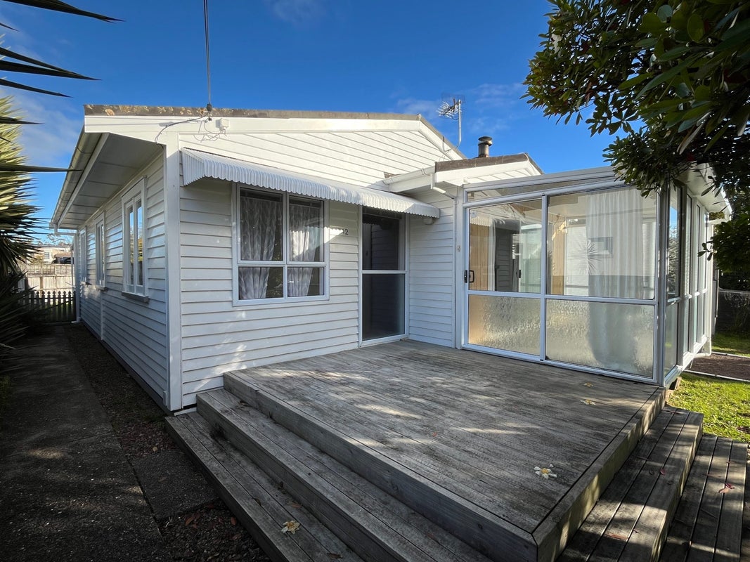 1/712 Swanson Road, Swanson, Auckland - Carousel 1