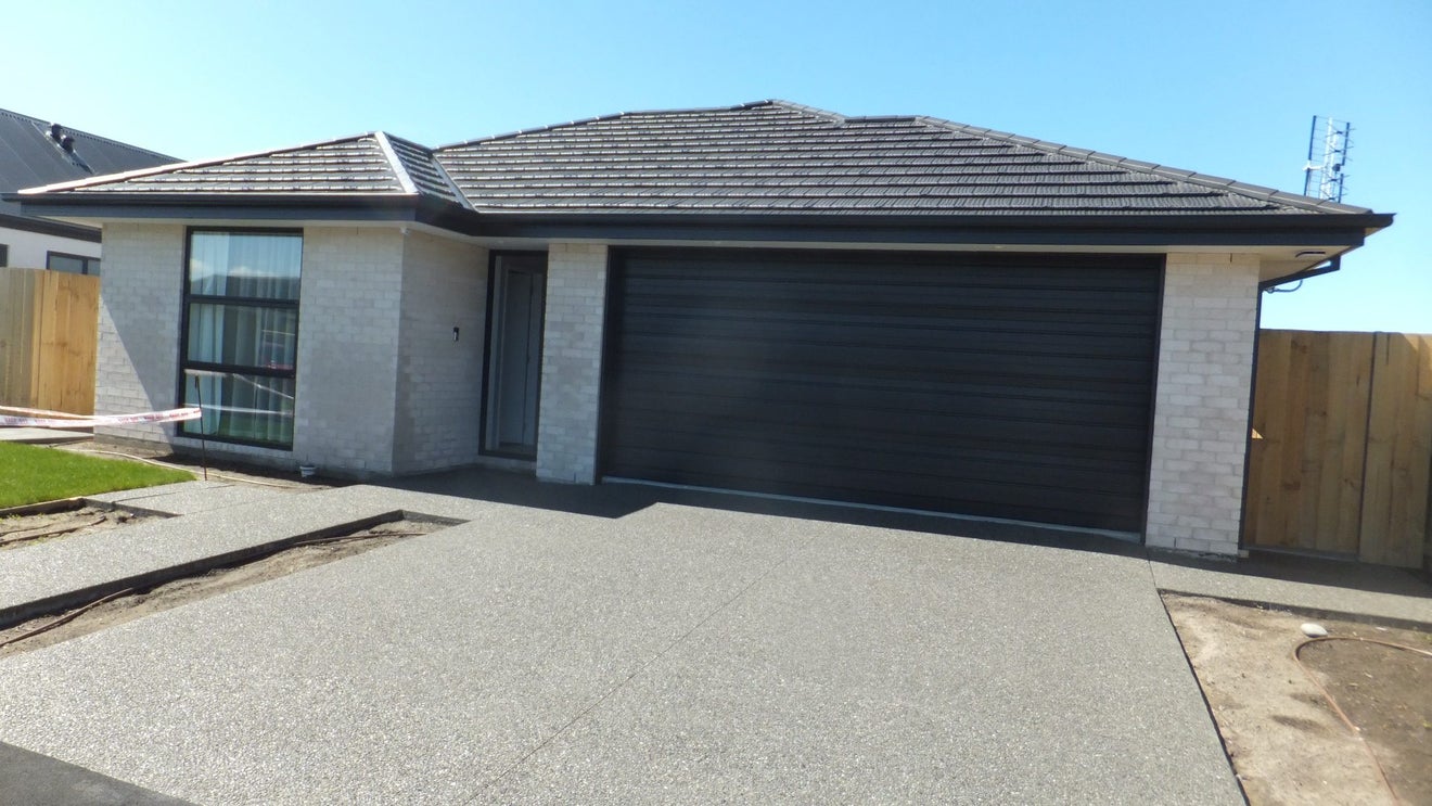 9 Hoffman Street, Marshland, Christchurch - Carousel 1
