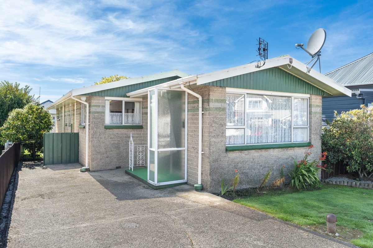 31 David Street, Caversham, Dunedin - Carousel 1