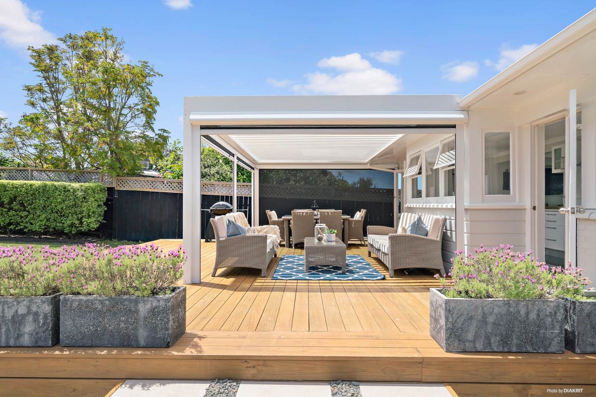 96 Angelo Avenue, Howick, Auckland - Carousel 2