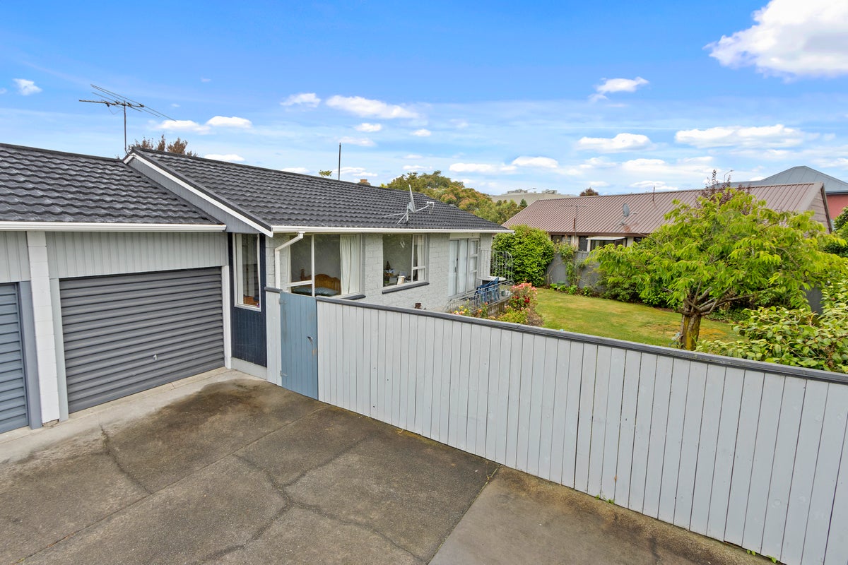 11B TULLOCH PLACE, Papanui, Christchurch - Carousel 1