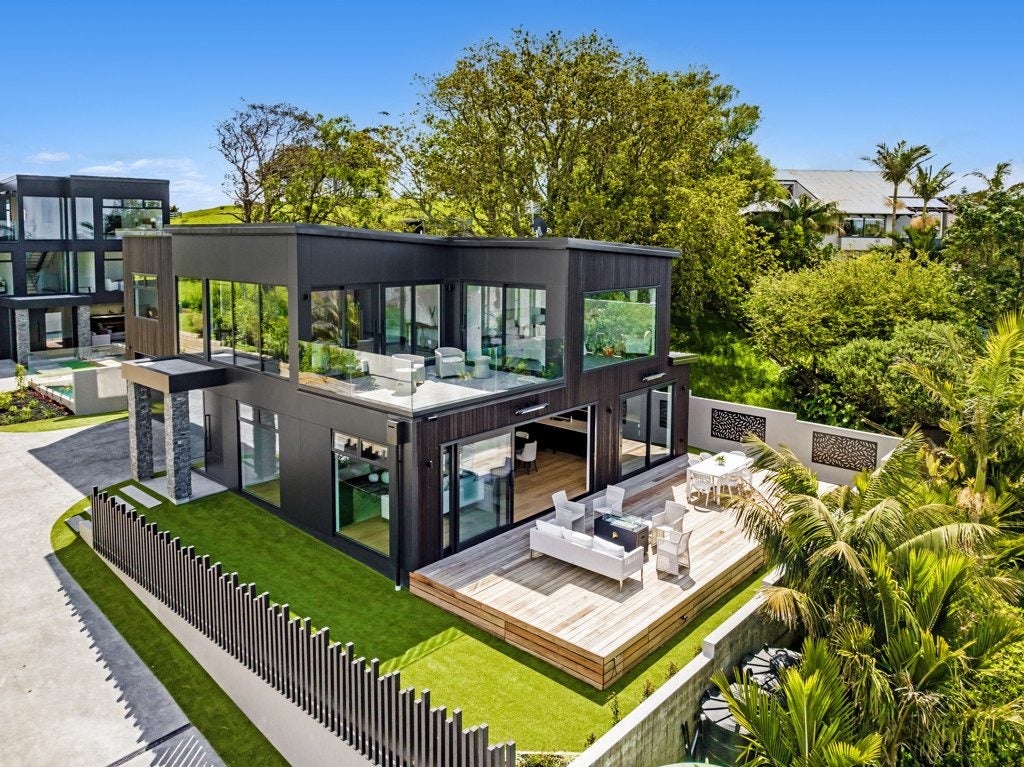 298A Riddell Road, Glendowie, Auckland - Carousel 1