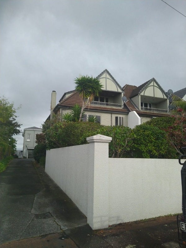 10 Arthur Street, Freemans Bay, Auckland - Carousel 1