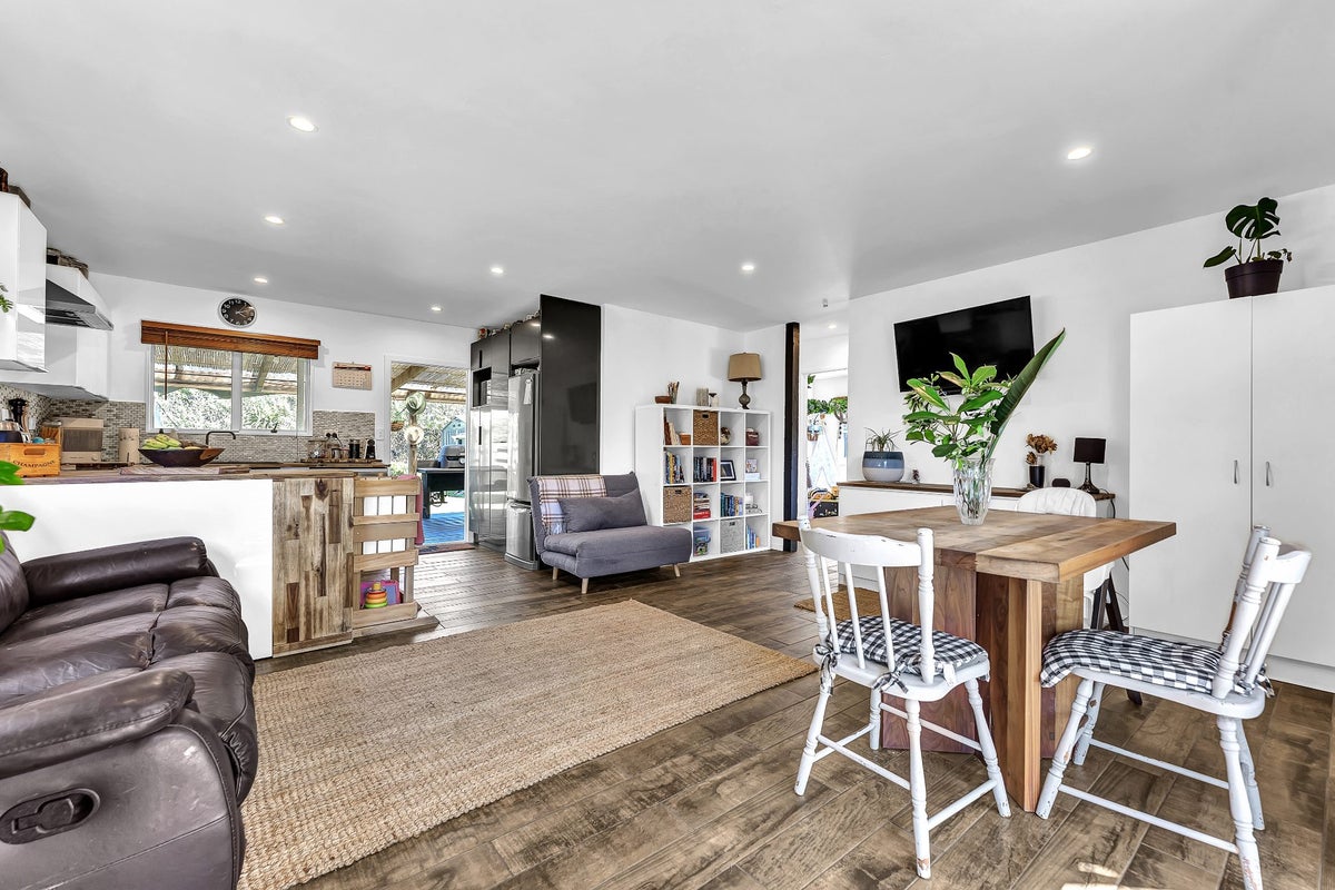 6 Westside Road, Tuakau - Carousel 1