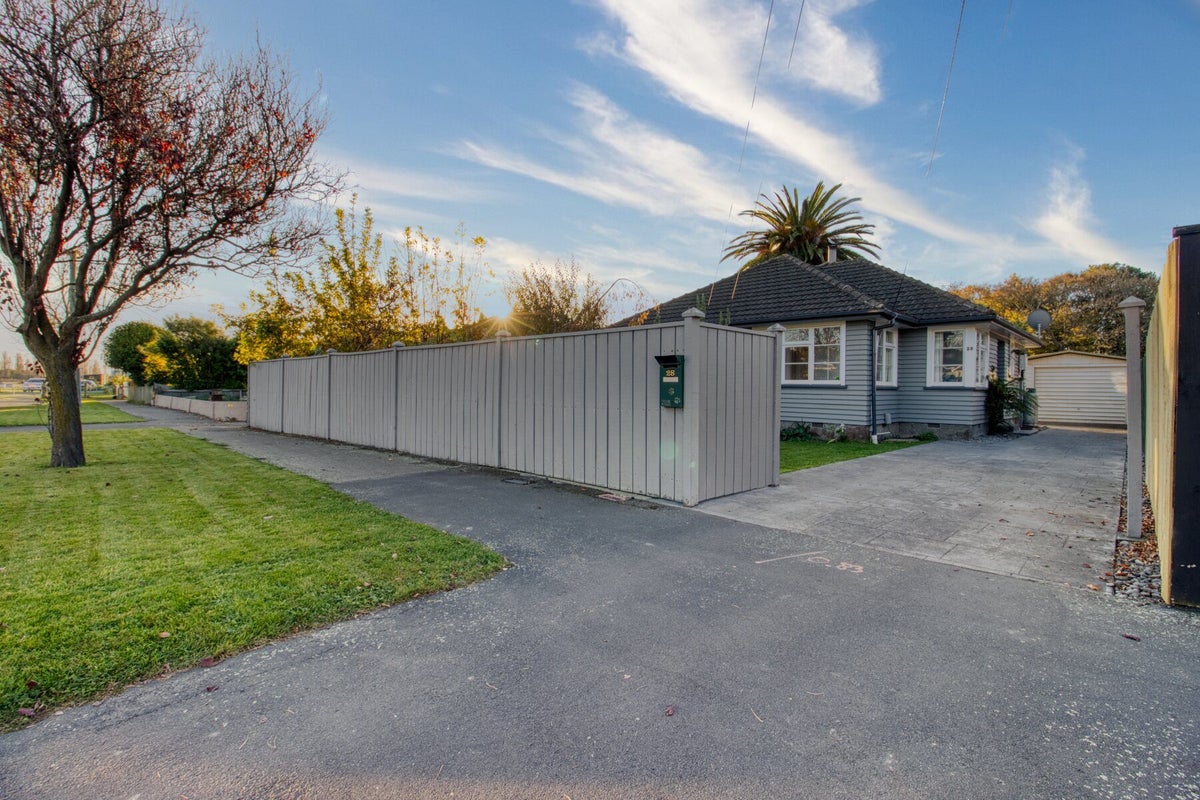 28 Leistrella Road, Hoon Hay, Christchurch - Carousel 1