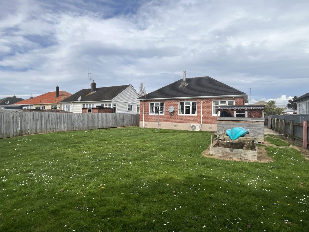 111 Rangiora Avenue, Roslyn, Palmerston North - Carousel 2
