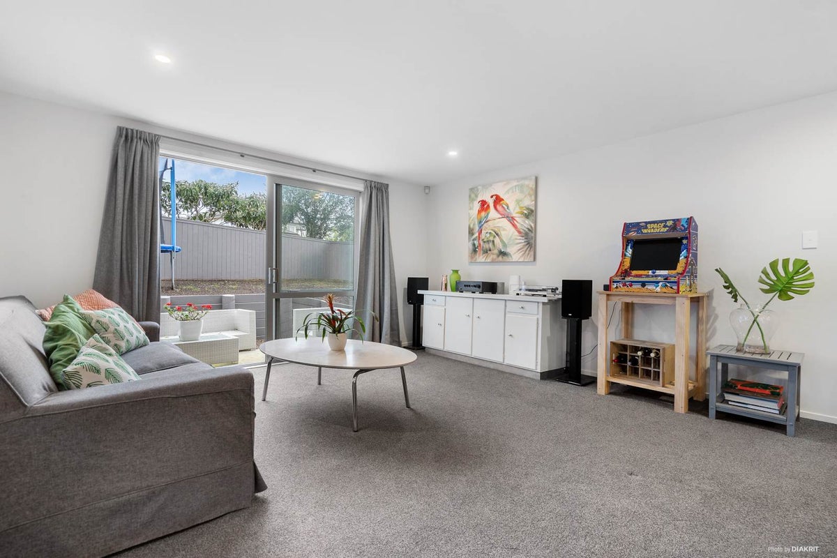 252B Bucklands Beach Road, Bucklands Beach, Auckland - Carousel 2