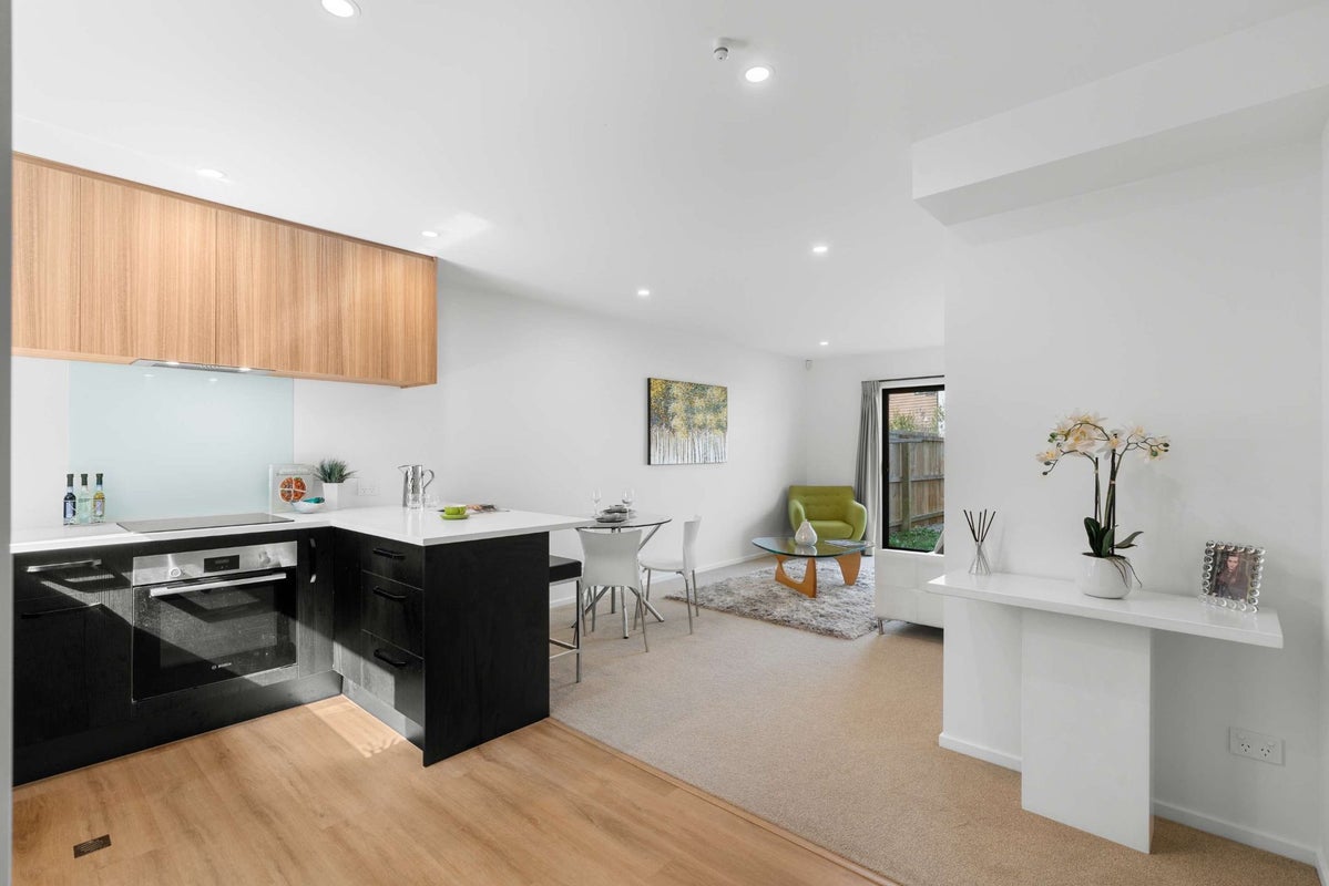 15/15 Bunyan Street, Waltham, Christchurch - Carousel 1