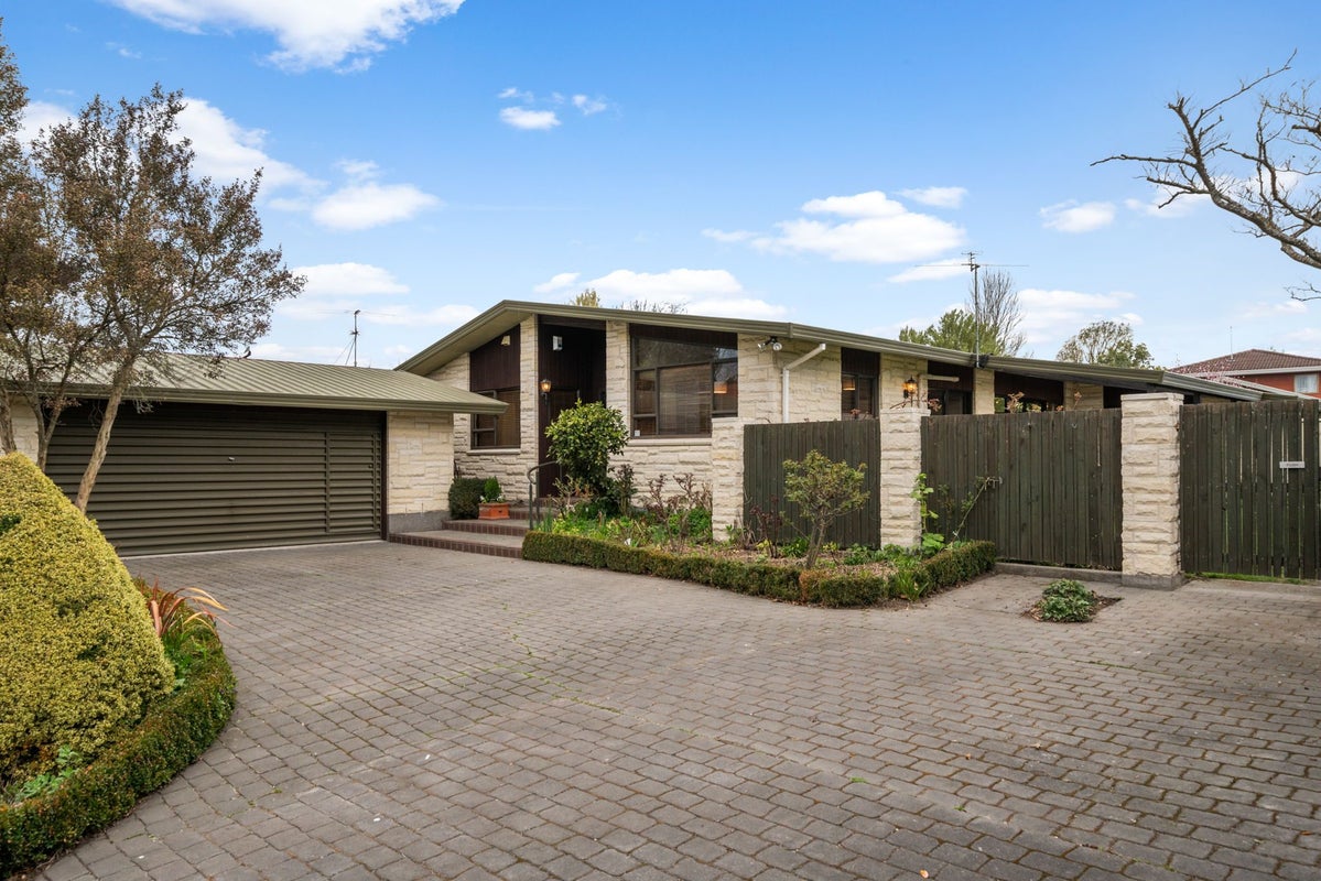 30 Kingham Place, Avonhead, Christchurch - Carousel 2